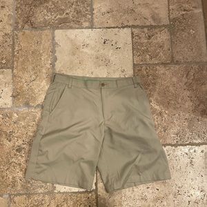 Izod golf shorts